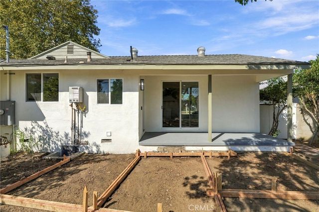 6324 Tampa Avenue, Tarzana, CA 91335