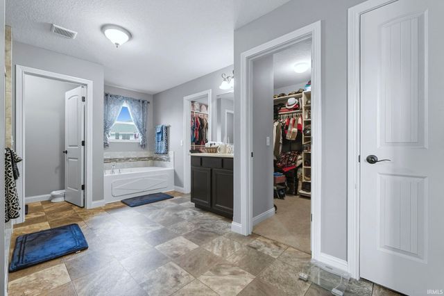 13385 Mera Cove, Fort Wayne, IN 46814