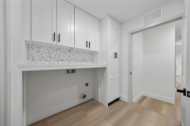 4012 N CENTRAL AVENUE, Tampa, FL 33603