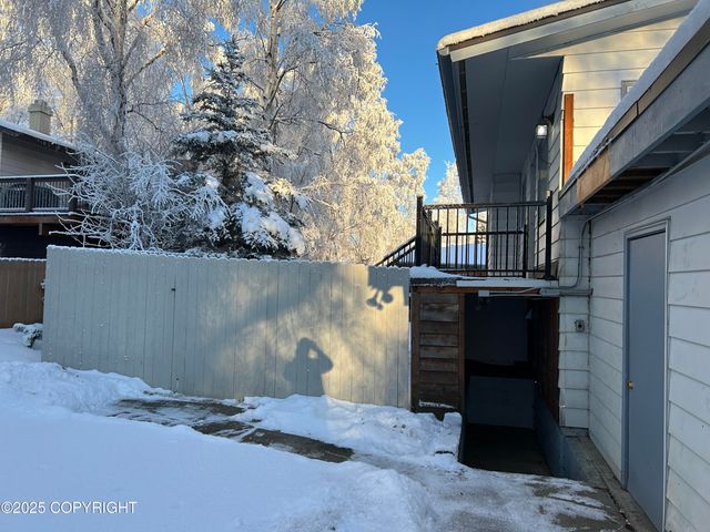 7110 Foothill Drive, Anchorage, AK 99504