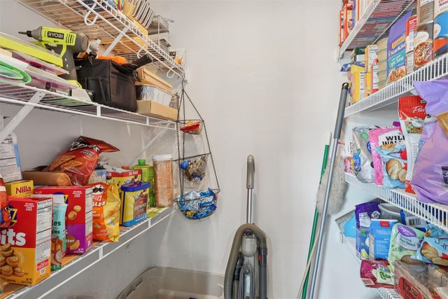 1131 Cornerstone Lane, Pleasant Hill, IA 50327