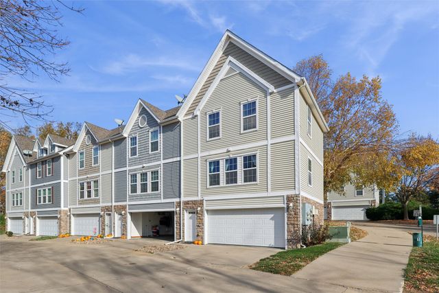 1131 Cornerstone Lane, Pleasant Hill, IA 50327