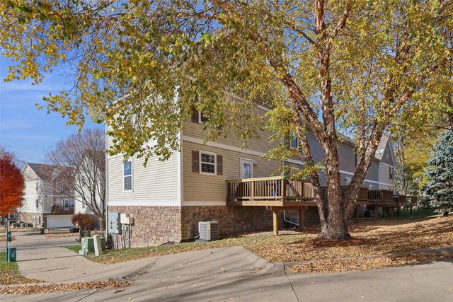 1131 Cornerstone Lane, Pleasant Hill, IA 50327