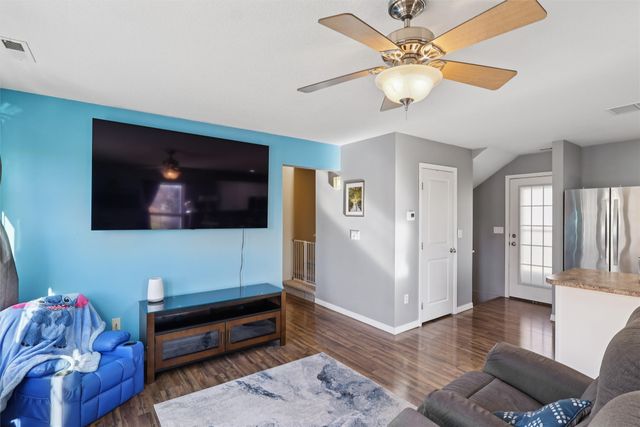 1131 Cornerstone Lane, Pleasant Hill, IA 50327