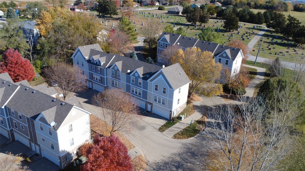 1131 Cornerstone Lane, Pleasant Hill, IA 50327