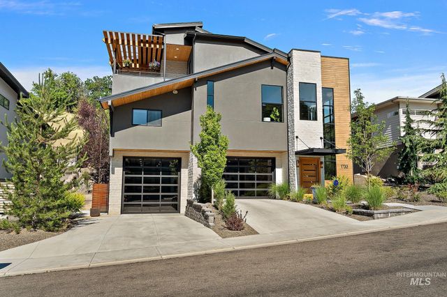1733 N Mockbee, Boise, ID 83702