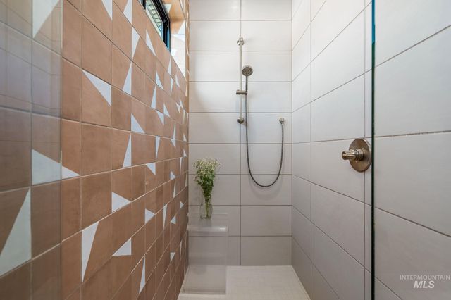1733 N Mockbee, Boise, ID 83702