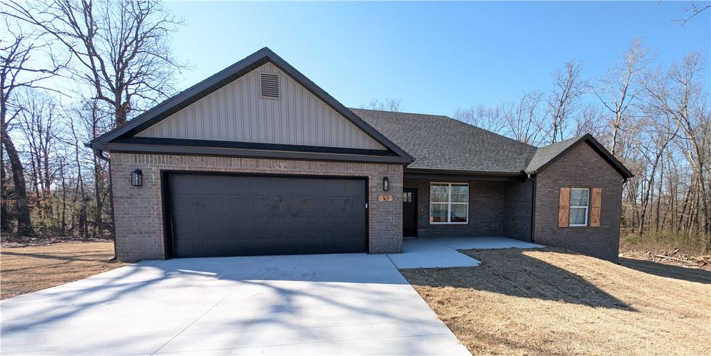 13 Rasen Lane, Bella Vista, AR 72714