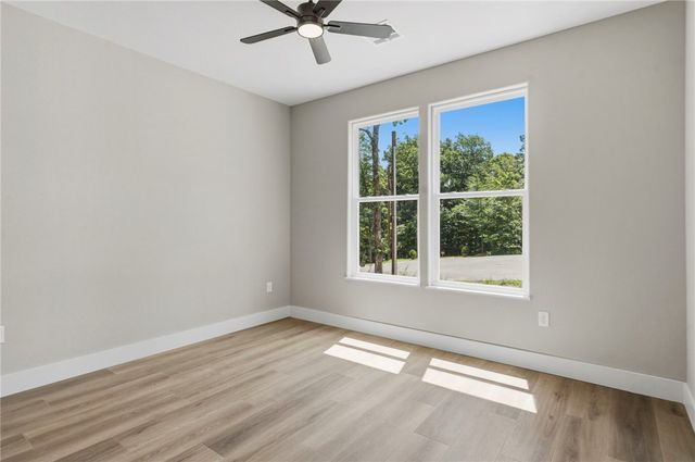 5 Greetham Lane, Bella Vista, AR 72714