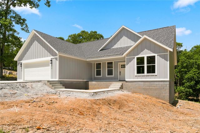 5 Greetham Lane, Bella Vista, AR 72714