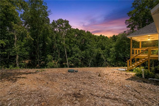 5 Greetham Lane, Bella Vista, AR 72714