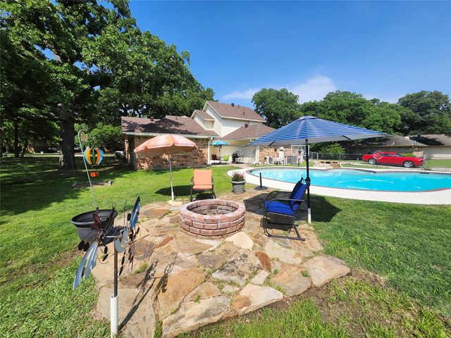 3616 Lynchburg Drive, Corinth, TX 76208