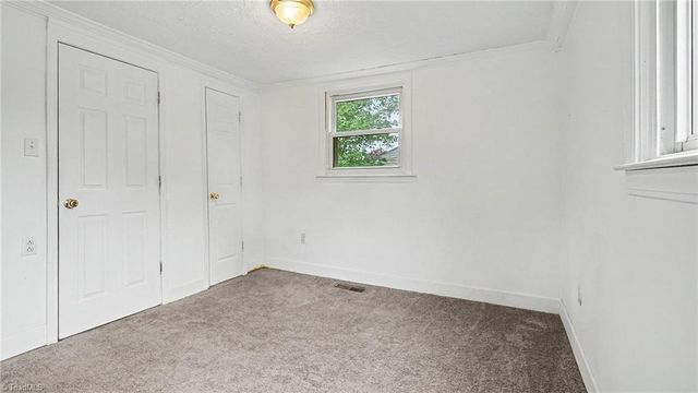 3760 Wyandotte Avenue, Winston-salem, NC 27127