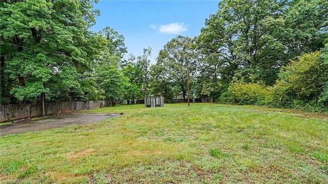 3760 Wyandotte Avenue, Winston-salem, NC 27127