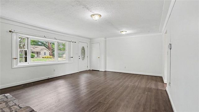 3760 Wyandotte Avenue, Winston-salem, NC 27127