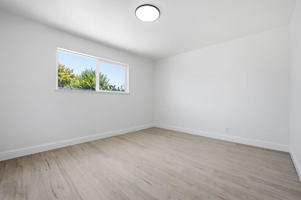 Image 16 of property listing at 450 Beck Street, Watsonville, CA 95076