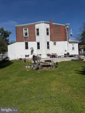 32 S 12TH ST, Darby, PA 19023