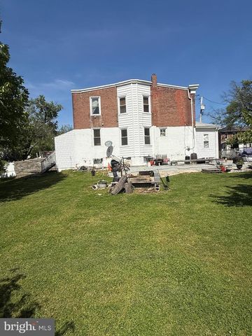32 S 12TH ST, Darby, PA 19023
