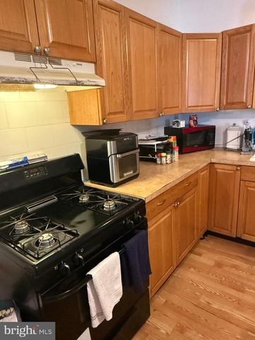 32 S 12TH ST, Darby, PA 19023