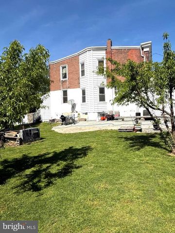 32 S 12TH ST, Darby, PA 19023