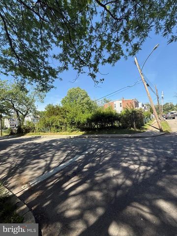 32 S 12TH ST, Darby, PA 19023