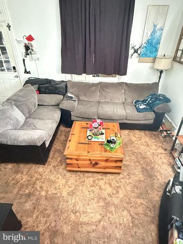 32 S 12TH ST, Darby, PA 19023