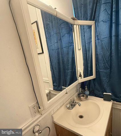 32 S 12TH ST, Darby, PA 19023