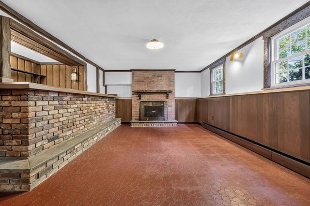 81 Alder Rd, Westwood, MA 02090