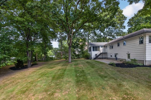 81 Alder Rd, Westwood, MA 02090