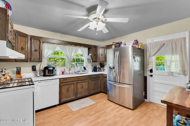 15 Pinebrook Drive, Neptune Township, NJ 07753