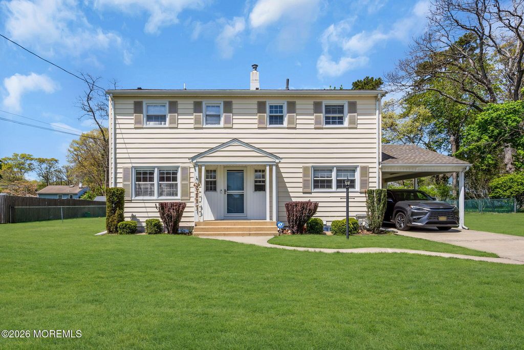 15 Pinebrook Drive, Neptune Township, NJ 07753