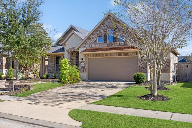 16706 Blackland Prairie Drive, Cypress, TX 77433