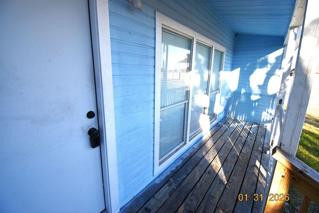 3330 Avenue A, Santa Fe, TX 77510