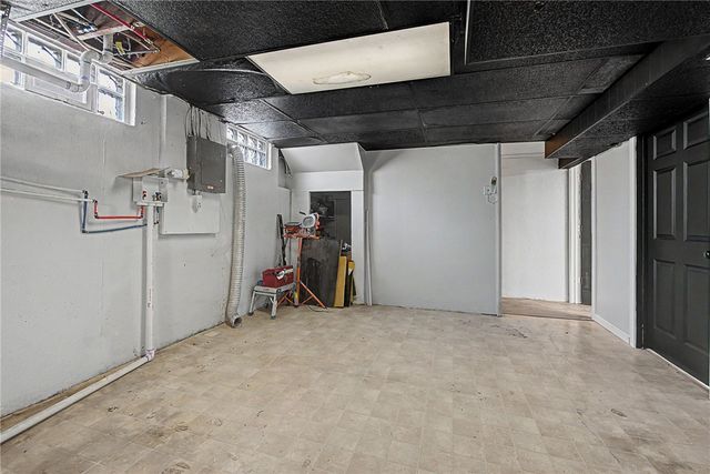 4653 Kolmar Avenue, Riverside, OH 45432