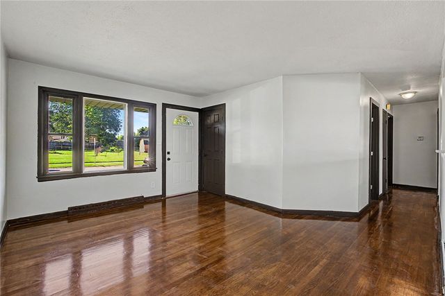 4653 Kolmar Avenue, Riverside, OH 45432