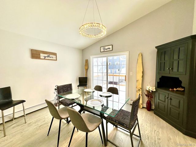 25 Clinton Street, Middletown, NY 10940