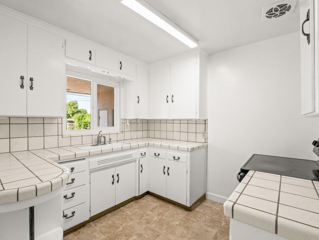 732 W Cortland Avenue, Fresno, CA 93705