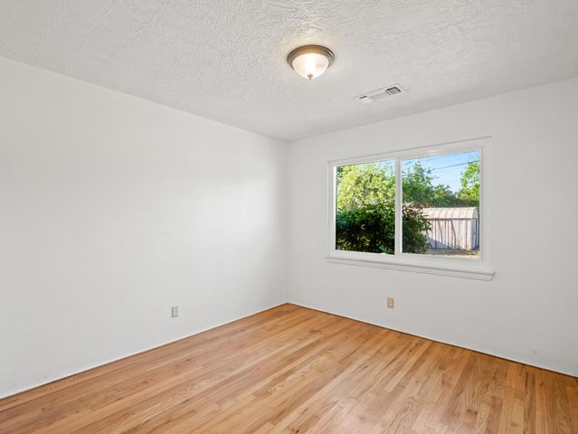 732 W Cortland Avenue, Fresno, CA 93705