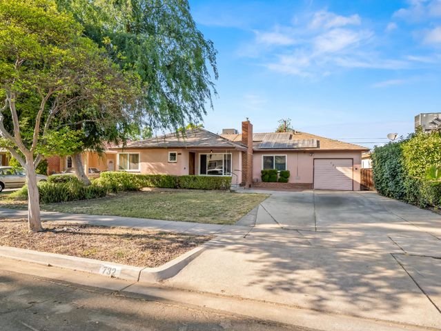 732 W Cortland Avenue, Fresno, CA 93705