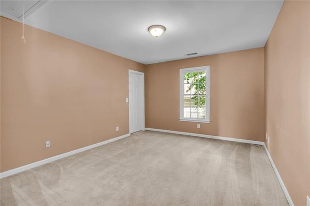 214 Kingsley Way, Woodstock, GA 30188