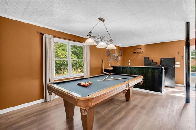 214 Kingsley Way, Woodstock, GA 30188