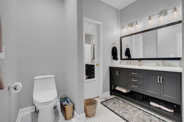 214 Kingsley Way, Woodstock, GA 30188
