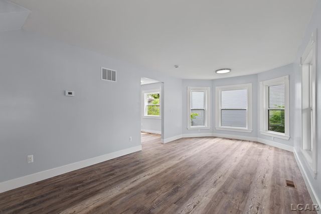 138 E Robinson Street, Jackson, MI 49203