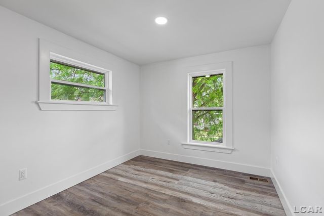 138 E Robinson Street, Jackson, MI 49203