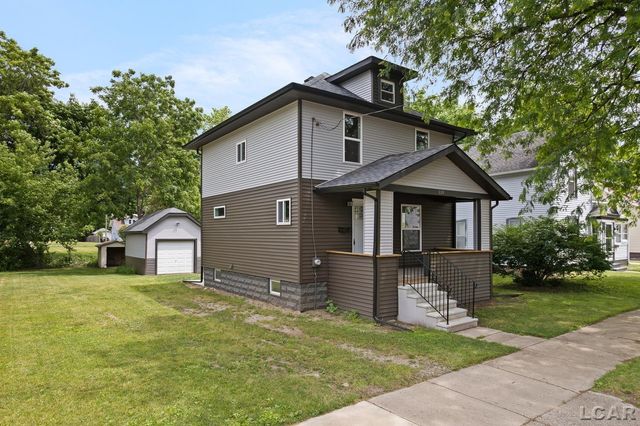 138 E Robinson Street, Jackson, MI 49203