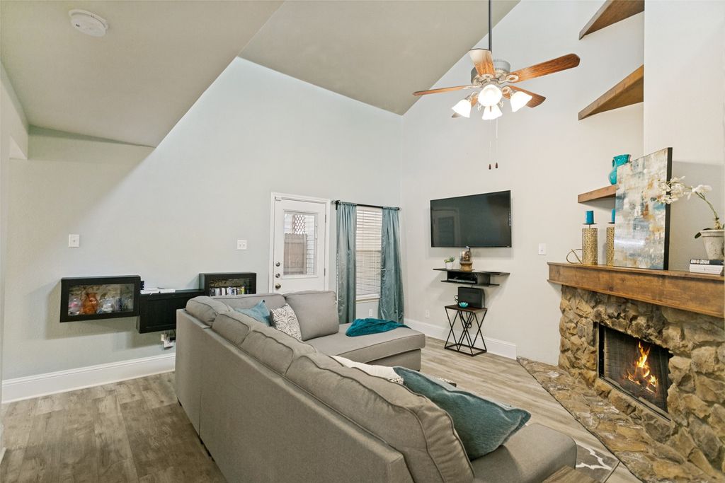 837 Summercreek Drive, Lewisville, TX 75067 — photo 5