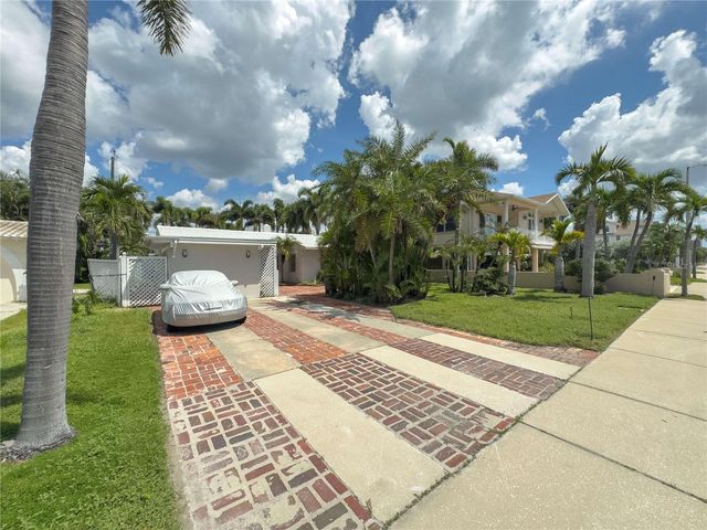 16107 GULF BOULEVARD, Redington Beach, FL 33708