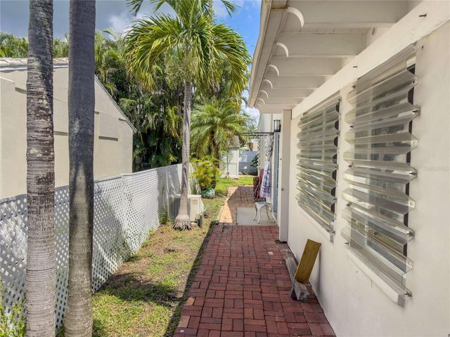16107 GULF BOULEVARD, Redington Beach, FL 33708