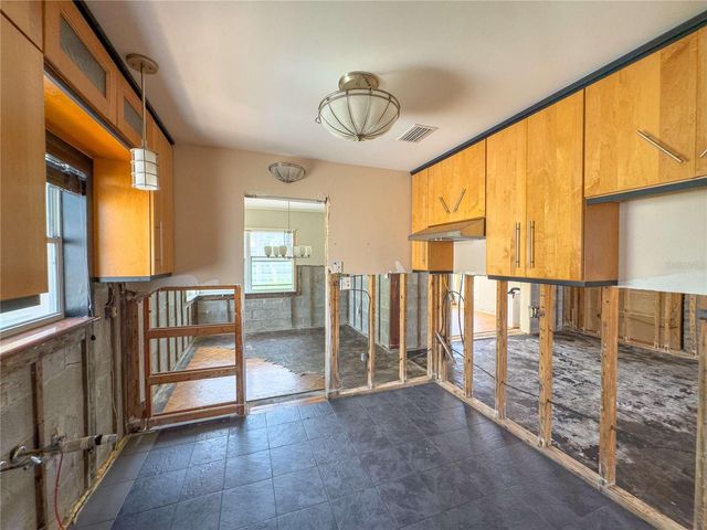 16107 GULF BOULEVARD, Redington Beach, FL 33708