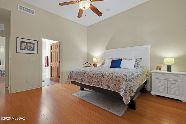6352 N Skyline Court, Tucson, AZ 85718